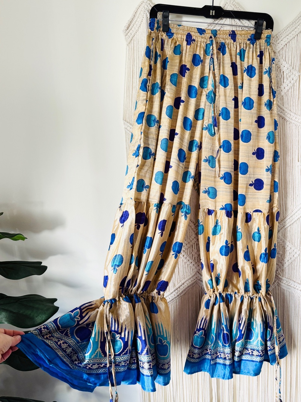 Wild Child Palooza Wide Leg & Bloomer Style Cinch Silk Pants OS 3X & Under